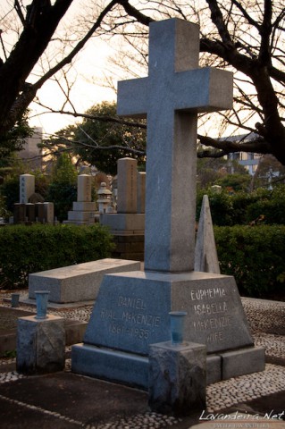 aoyama_graveyard- 019