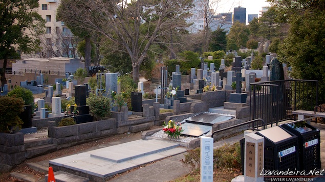 aoyama_graveyard- 025